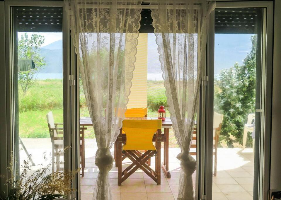 Villa Rania: Ευάερη Βίλα Με Θέα Τη Θάλασσα Lixouri Exterior foto