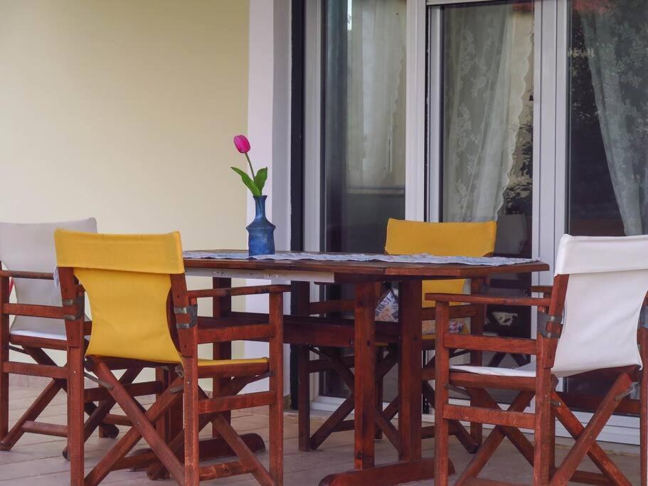 Villa Rania: Ευάερη Βίλα Με Θέα Τη Θάλασσα Lixouri Exterior foto
